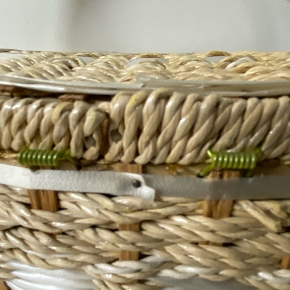 Vintage Oval sewing notions basket by Dritz made in Japan. - Picture 10 of 13